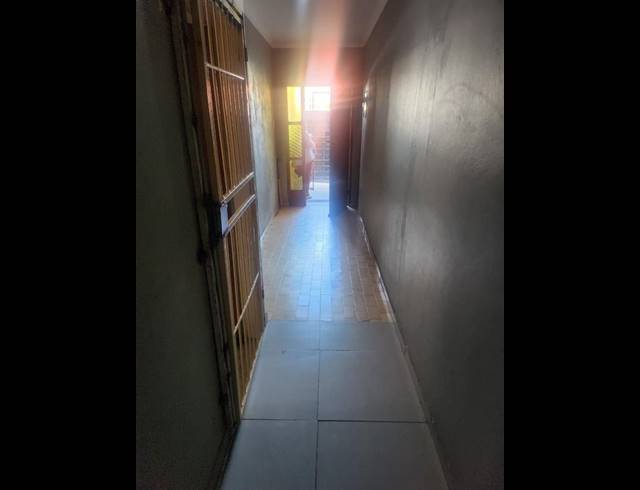 8 BEDROOM HOUSE FOR SALE IN FOREST HILL